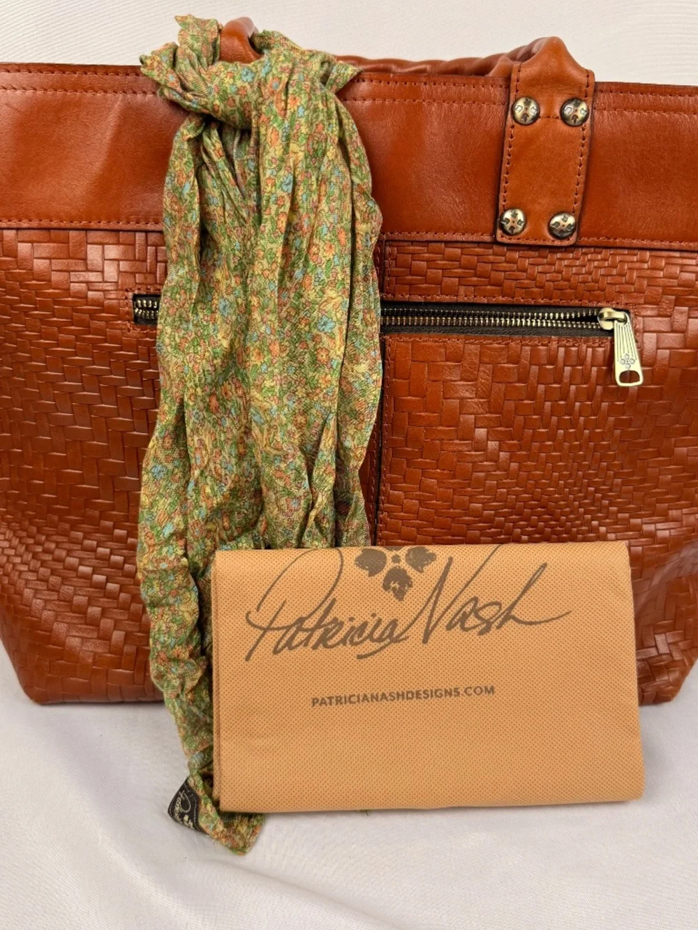 Patricia Nash Emilion Wavy Leather Woven Embossed Tote Purse Tan with Scarf New